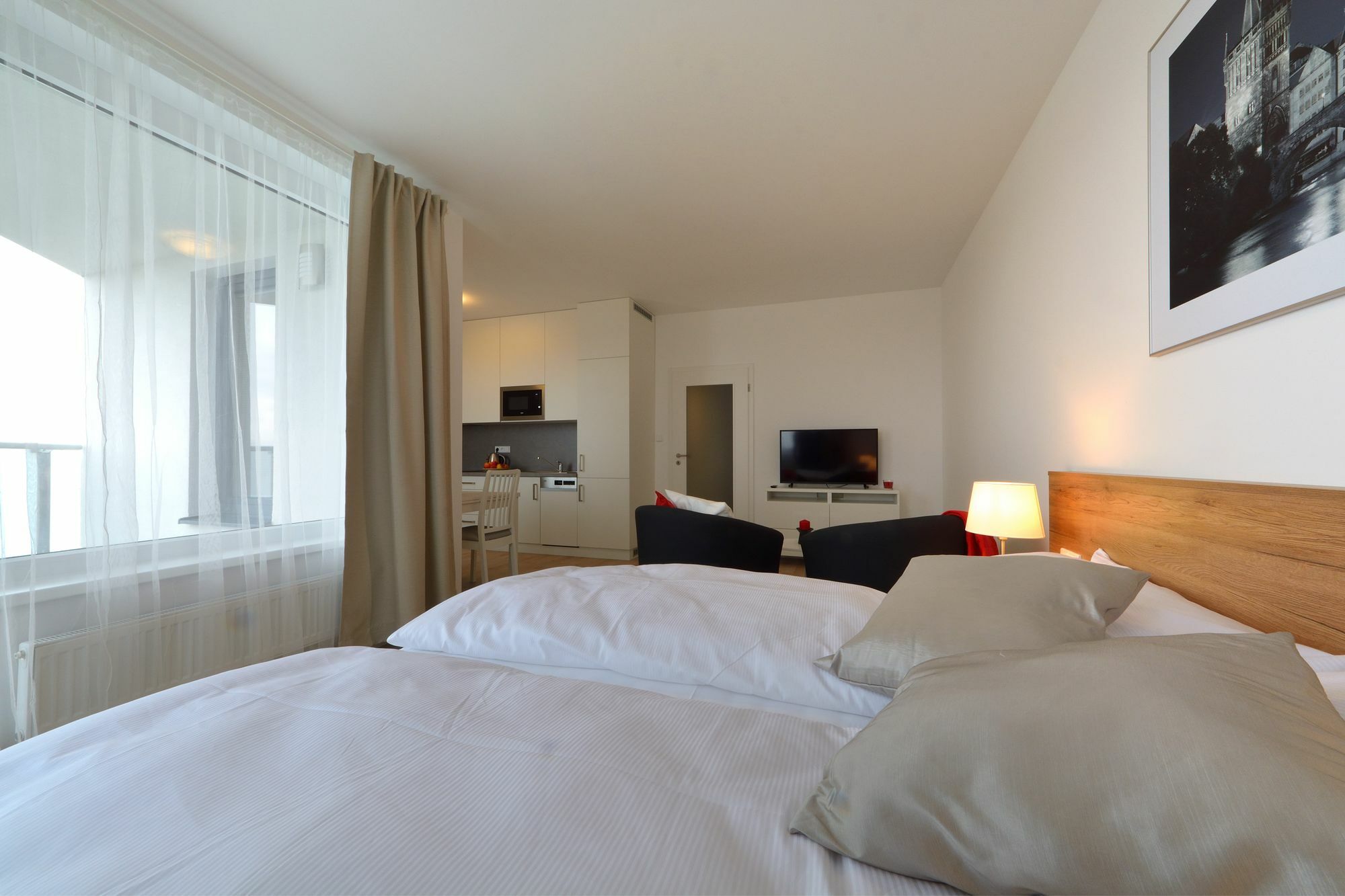 Citywest Apartments Praha Bagian luar foto